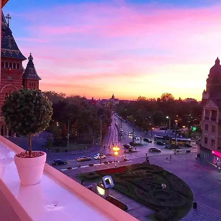 Ultracentral Apt With Center View - Smart Tv - Ac * Timisoara